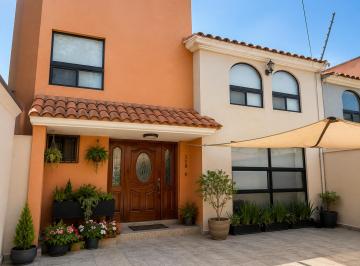 Casa de 4 habitaciones, Cuautitlán Izcalli · Casa Familiar de Alto Comfort, Espacio, Seguridad y Ubicación en un Solo Lugar.
