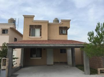Casa de 3 habitaciones, Ramos Arizpe · Amueblada con Acceso Privado