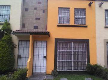 Casa de 3 habitaciones, Toluca · Casa Hermosa Equipada en Excelentes Condiciones