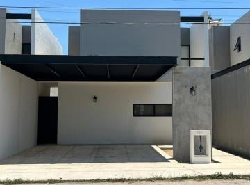 Casa de 3 habitaciones, Mérida · Casa Dentro de La Ciudad con Acceso Rapido a Periferico