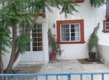 Casa en condominio de 3 habitaciones, Querétaro · Vendo Casa Para Inversion