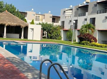 Casa en condominio de 3 habitaciones, Xochitepec · Preciosa Casa en Residencial Santa Fe Morelos