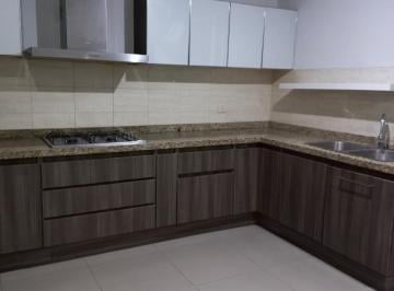 Casa de 3 habitaciones, San Pedro Cholula · Espaciosa Casa Residencial