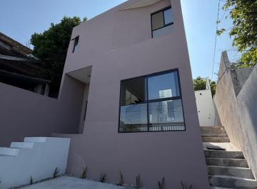 FACHADA · Casa Nueva en Venta