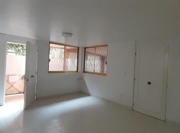 Casa de 3 habitaciones, Azcapotzalco · Casa en Renta, Escuelas Cercanas