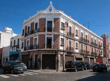 Edificio , Puebla · Edificio en Venta con Departamentos, Locales y Bodegas
