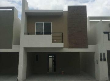 Fachada Principal · Casa Nova