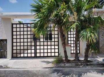 Casa de 2 habitaciones, Puerto Morelos · Casa en Renta en Villas Morelos II