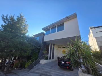 Casa de 4 habitaciones, San Luis Potosí · Casa en Venta en Club de Golf La Loma