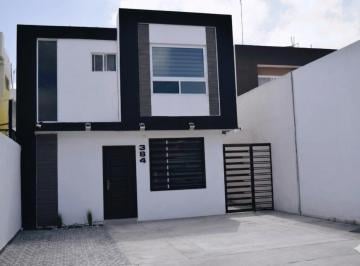 Casa de 3 habitaciones, Ramos Arizpe · Casa Equipada E Impecable en Privada – Trato Directo (Ramos Arizpe) ¡Lista