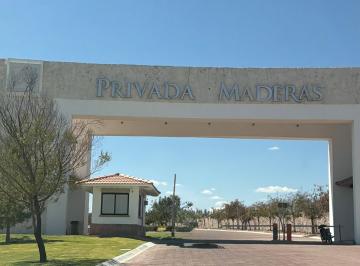 Terreno / Lote , Lagos de Moreno · Remate de Terreno en Privada Maderas 215.51 m²