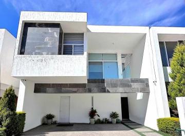 Casa de 4 habitaciones, San Luis Potosí · Amplia Casa en Venta en San Luis Potosí, Muy Cerca de Zona Industrial