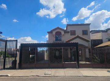 Casa de 3 habitaciones, Cajeme · Casa de Oportunidad en Cd Obregón en Zona con Alta Plusvalia en Montecarlo