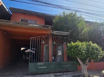 Casa de 7 habitaciones, Tijuana · Casa Material Techos de Madera