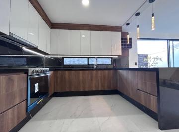 Casa de 4 habitaciones, Querétaro · Casa en Venta en Juriquilla, Querétaro 4 Recámaras (Una en Pb), Roof Garden