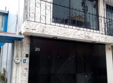 Casa de 3 habitaciones, Iztapalapa · Casa en Renta Vigilancia Remodelada