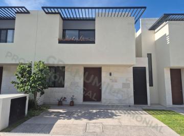 Casa de 3 habitaciones, El Marqués · ¡Casa Totalmente Amueblada en Azhala | Zibatá!