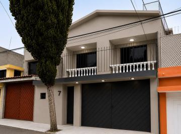 Casa de 5 habitaciones, Iztapalapa · Casa Familiar en Excelente Estado de Conservación 260 m²