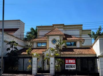Casa de 5 habitaciones, Mérida · Hermosa Casa en Montecristo en Renta