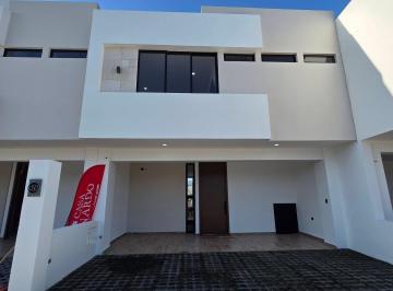Casa de 3 habitaciones, Centro · Casa en Venta Zona Country Modelo Nardo