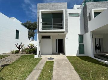 Casa en condominio de 2 habitaciones, Tepic · Bonaterra. Renta en Coto Bonastella Tepic