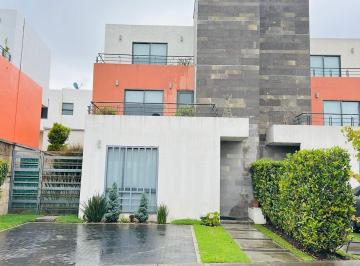 Casa Venta de 3 habitaciones · Venta Villas del Campo. Terreno Excedente. Terrazas Vista Al Volcán