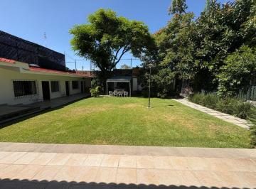 Casa de 3 habitaciones, Cuernavaca · Casa Centrica en Cuernavaca un Nivel