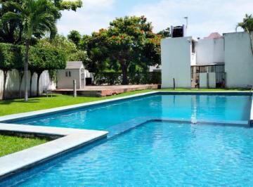 Casa de 2 habitaciones, Temixco · Casa con Excedente de Terreno Para Jardín