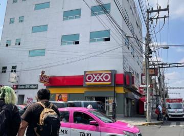 Edificio , Coyoacán · Piso de Edificio Sobre Av Principal