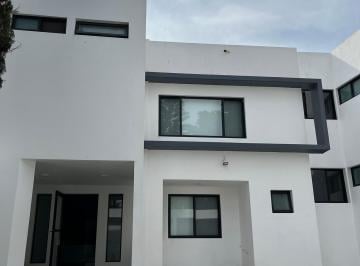 Casa de 20 habitaciones, Zapopan · Gran Casa Completamente Renovada en San Wenceslao.