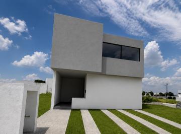Casa en condominio de 3 habitaciones, Querétaro · Hermosa Casa Nueva en Taray Royal