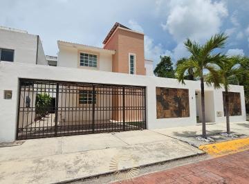 Casa de 4 habitaciones, Cancún · Casa Sustentable en Cancun Centro