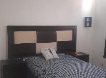 Casa de 1 habitación, Querétaro · Renta de Cuarto Para Estudiante
