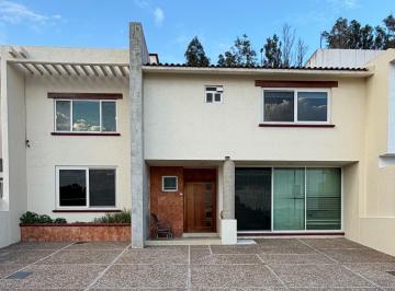 Casa en condominio de 4 habitaciones, Querétaro · Casa en Renta en Privada Arboledas, Querétaro | 4 Recámaras + Elevador