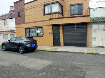 Casa de 3 habitaciones, Toluca · ¡Excelente Oportunidad! Casa en Venta en Colonia Sánchez Toluca