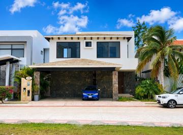 Casa de 4 habitaciones, Benito Juárez · Oportunidad en Lagos del Sol | Casa Nueva en Venta
