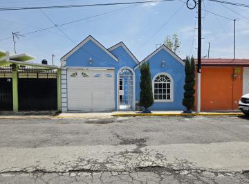 Casa de 3 habitaciones, Coacalco de Berriozábal · Se Renta Bonita Casa en Villa de Las Flores, San Francisco Coacalco