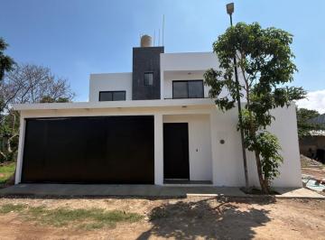 FACHADA · Casa Ximena en Venta con 4 Recamaras