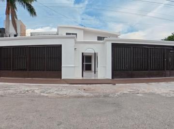Casa de 7 habitaciones, Mérida · Ubicacion Privilegiada, Perfecta Para Oficinas Ejecutivas a Unos Pasos de Plaza