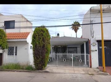 Casa de 2 habitaciones, Aguascalientes · Casa 1 Planta a Tres Cuadras de Colosio