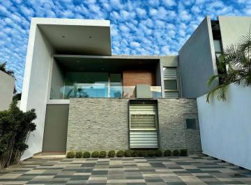 Casa en Venta de 5 habitaciones Fraccionamiento Real Hacienda · Casa en Venta en Real Hacienda