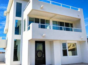Casa de 4 habitaciones, Playas de Rosarito · Hermosa Casa en Rosarito en Renta en Exclusiva Privada Punta Azul