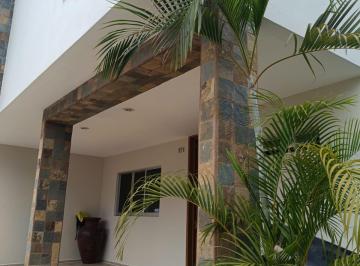 Casa de 3 habitaciones, Puerto Vallarta · Casa con Jardín en Fluvial