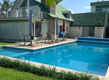 Casa en condominio de 4 habitaciones, Cuernavaca · Hermosa Casa a Dos Aguas con Seguridad