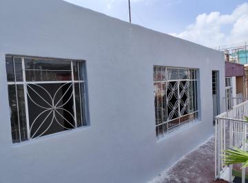 Casa de 1 habitación, Guadalajara · Rento Casa Planta Alta Cerca de Plaza Oblatos y Centro Medico