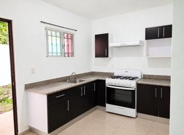 Casa en Renta de 2 habitaciones Playa del Carmen · Renta Casa - Sin Muebles Residencial Marsella 1