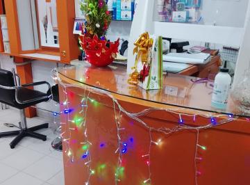 Local en centro comercial , Naucalpan de Juárez · Se Traspasa Estetica Spa en Centro Comercial