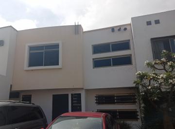 Casa de 3 habitaciones, León · Ofrezco Casa en Renta en "Portón Cañada".