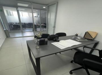 Oficina de 3 habitaciones, Guadalajara · Oficina en Renta en Prados Providencia