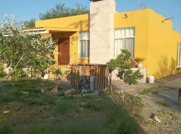 Casa de 3 habitaciones, Ahualulco de Mercado · Se Vende Casa en Ahualulco
